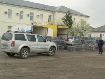 Oprea: Un poliţist de la Frontieră a refuzat o mită de 80.000 euro